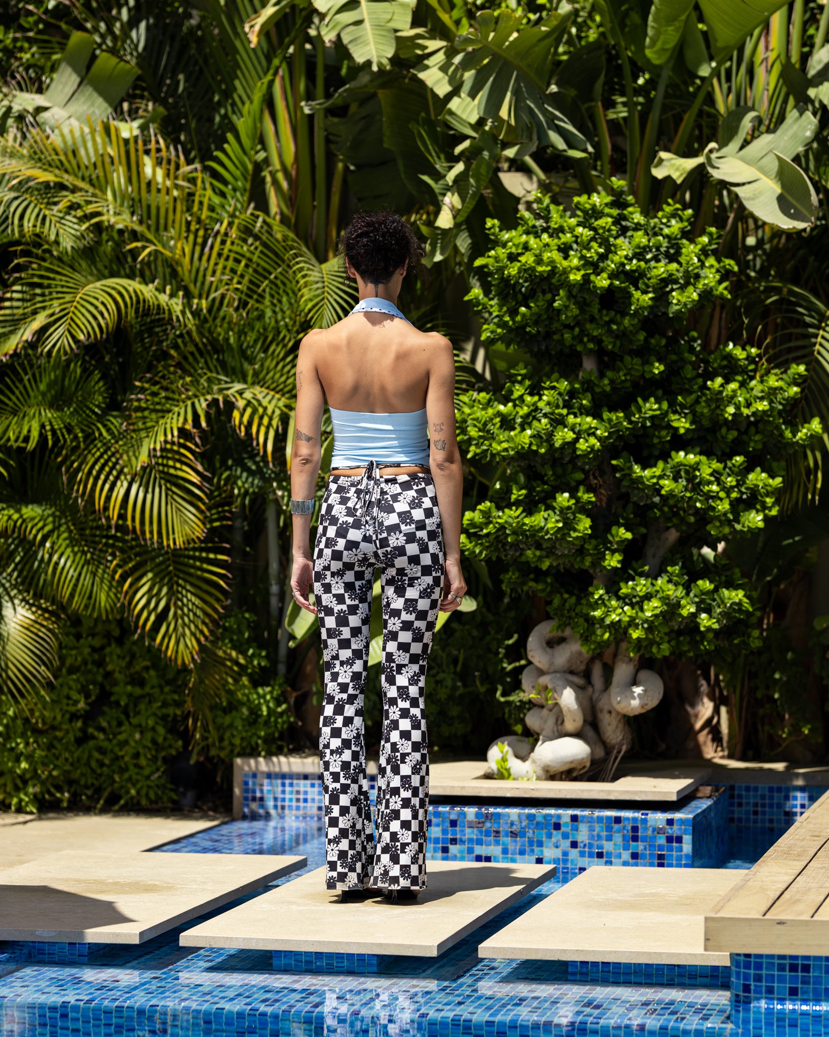 back [Color: Baby Blue]