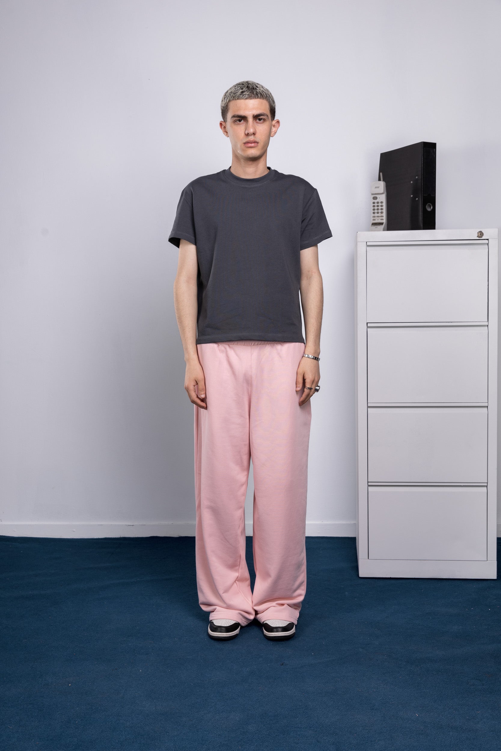 front [color : baby pink]