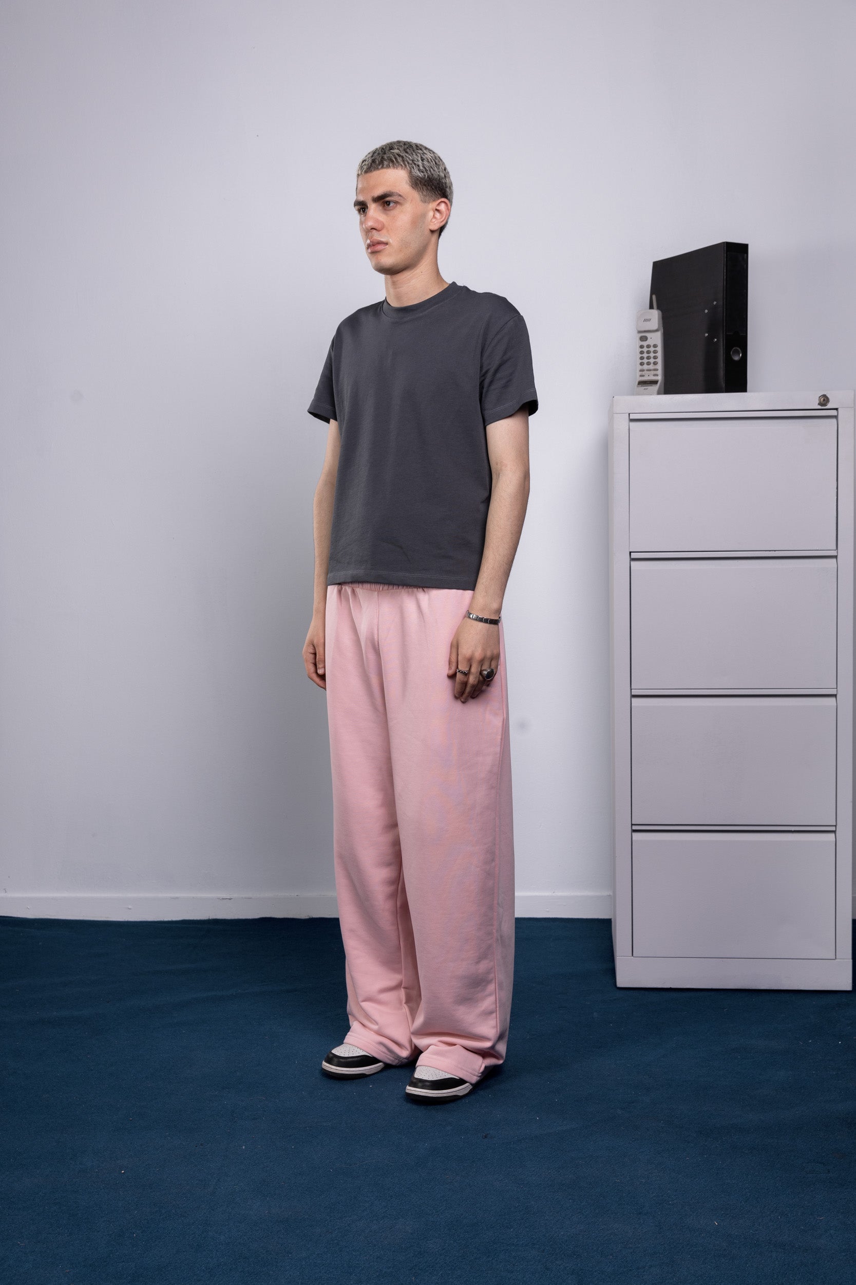 front [color : baby pink]