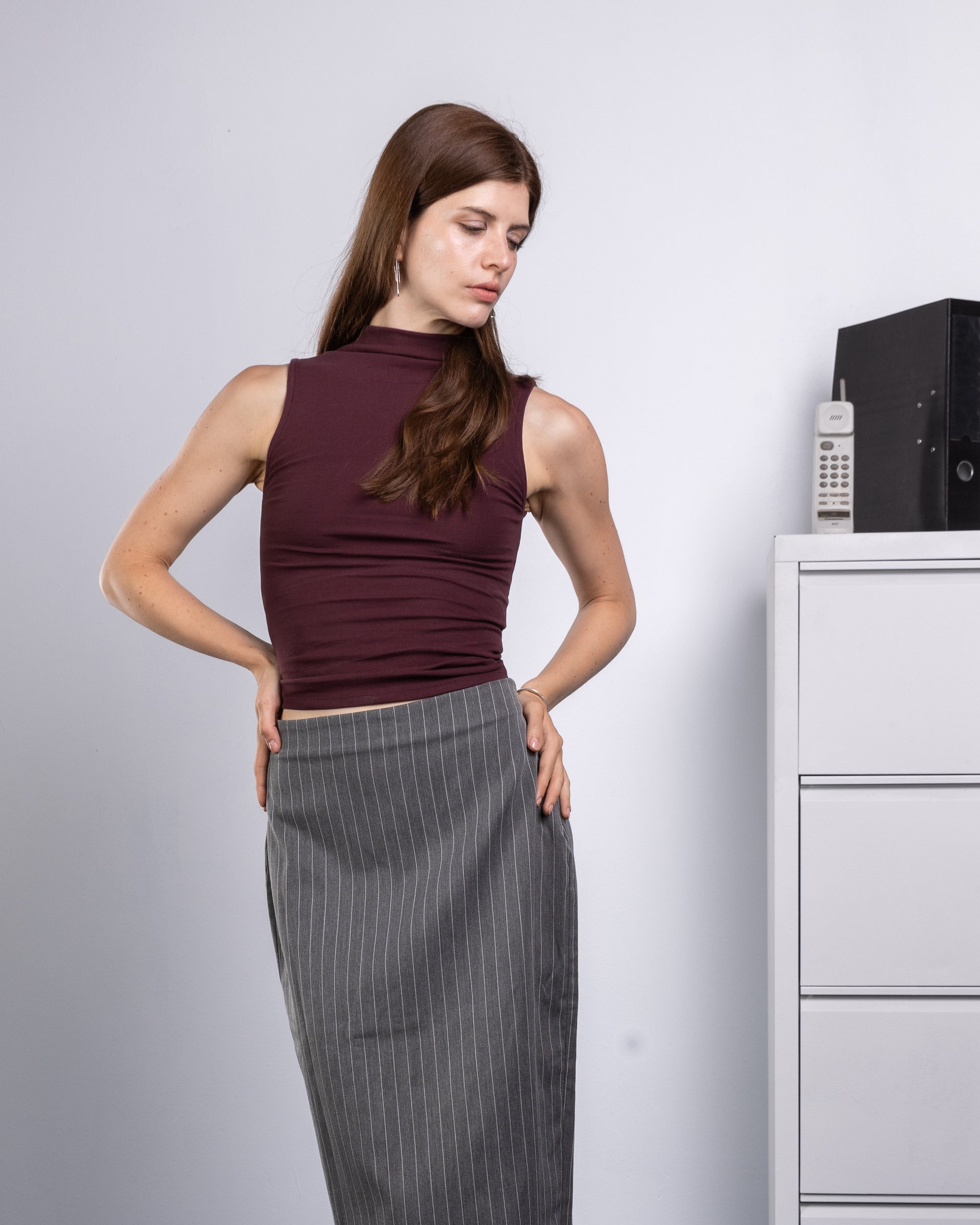 back [Color: Burgundy]