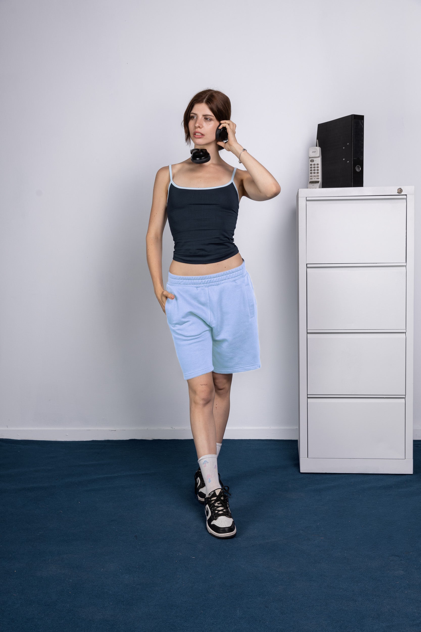 front [ color : baby blue]