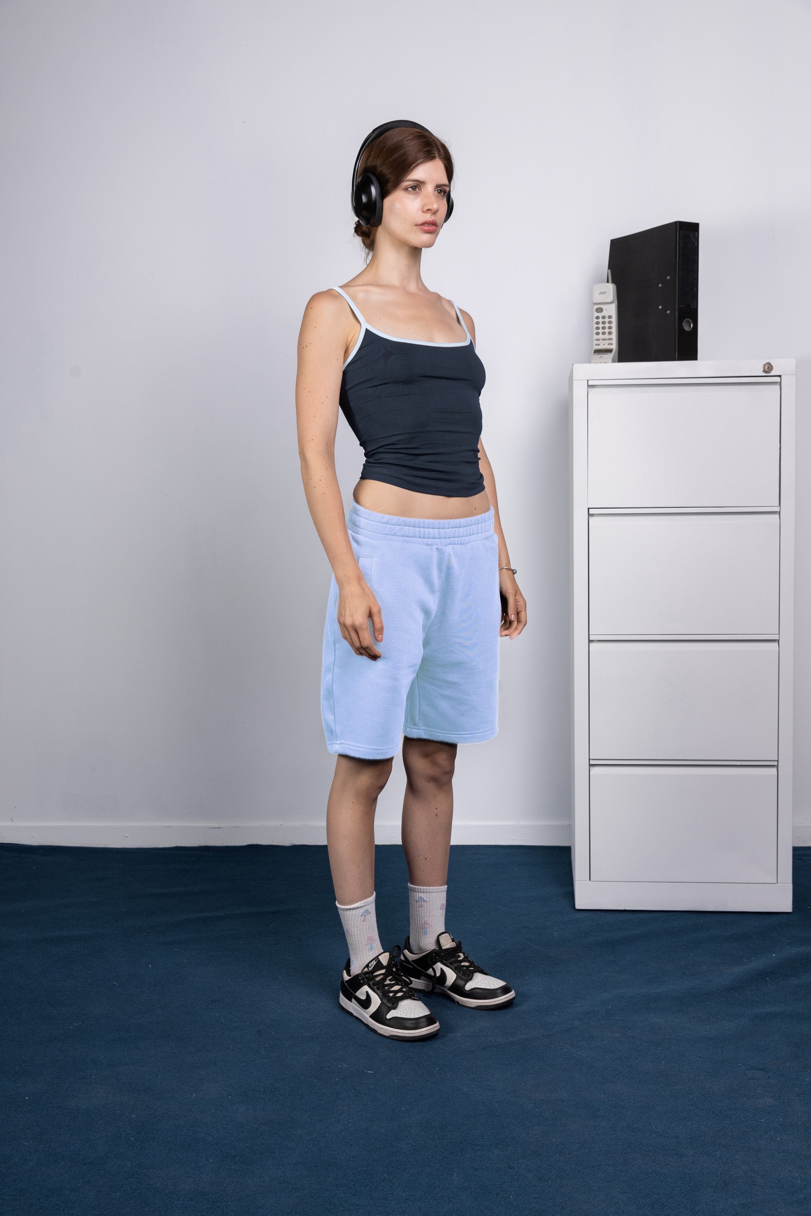 front [ color : baby blue]