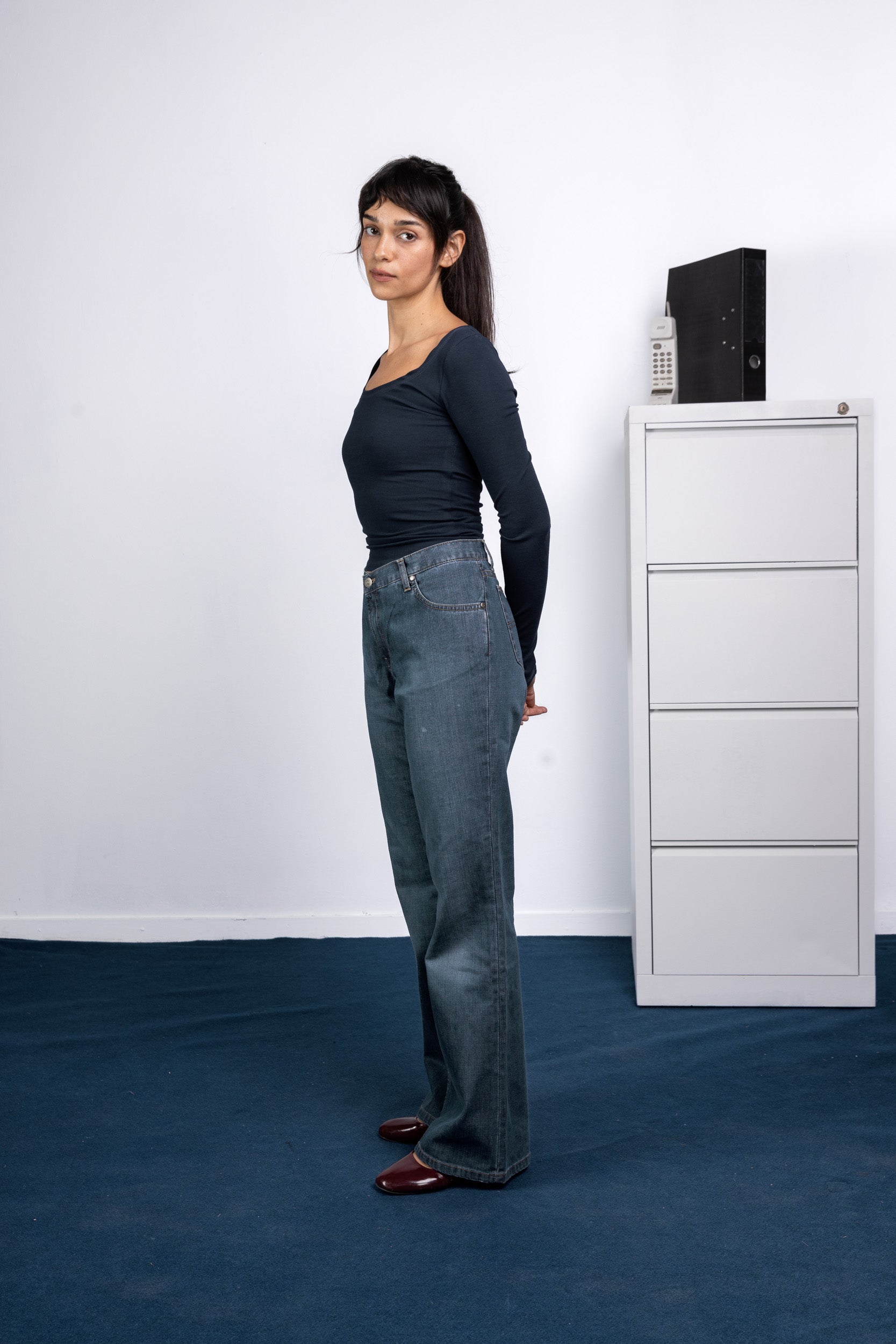 back [Color: dark navy]