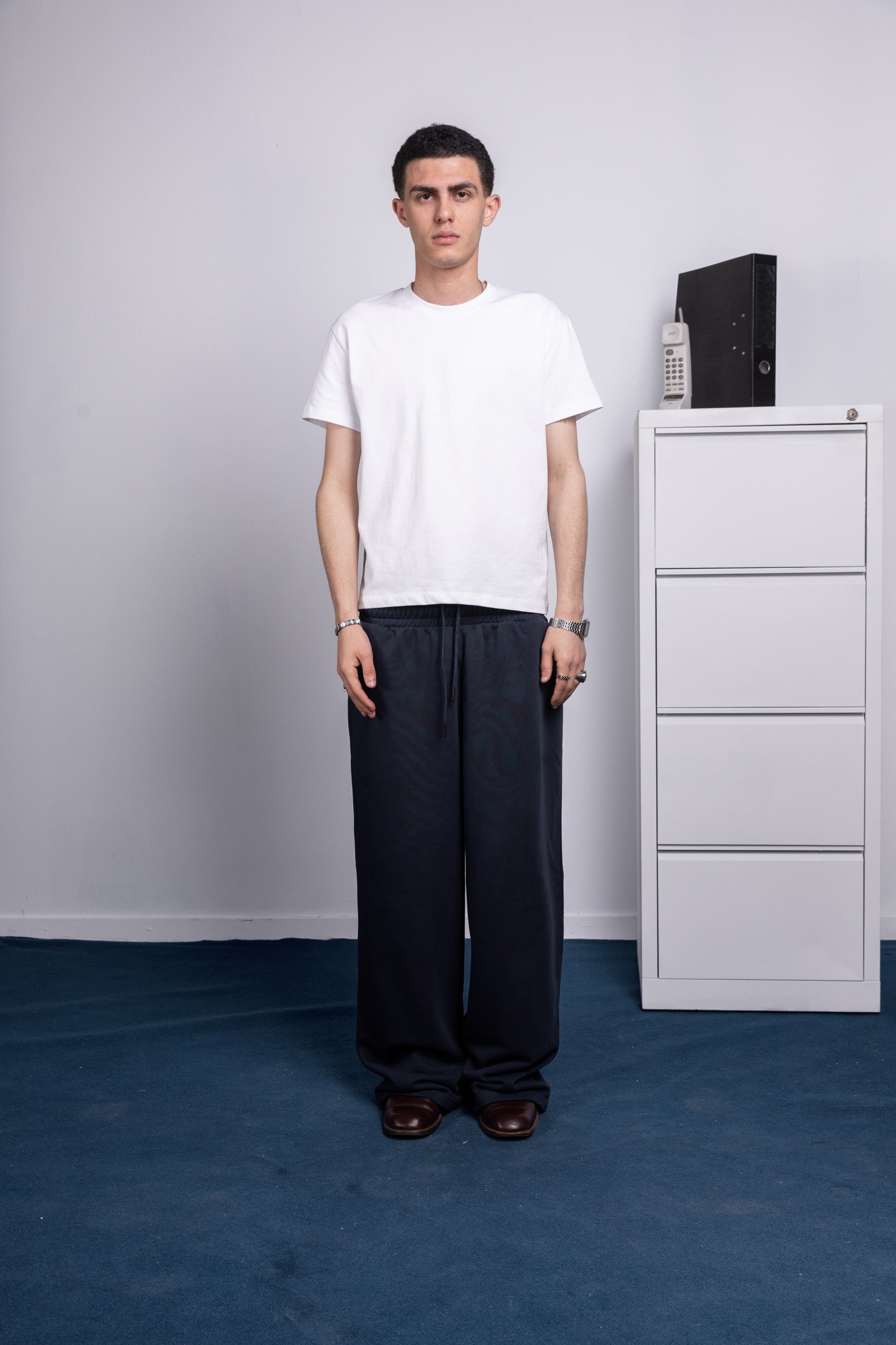 front [color : dark navy]