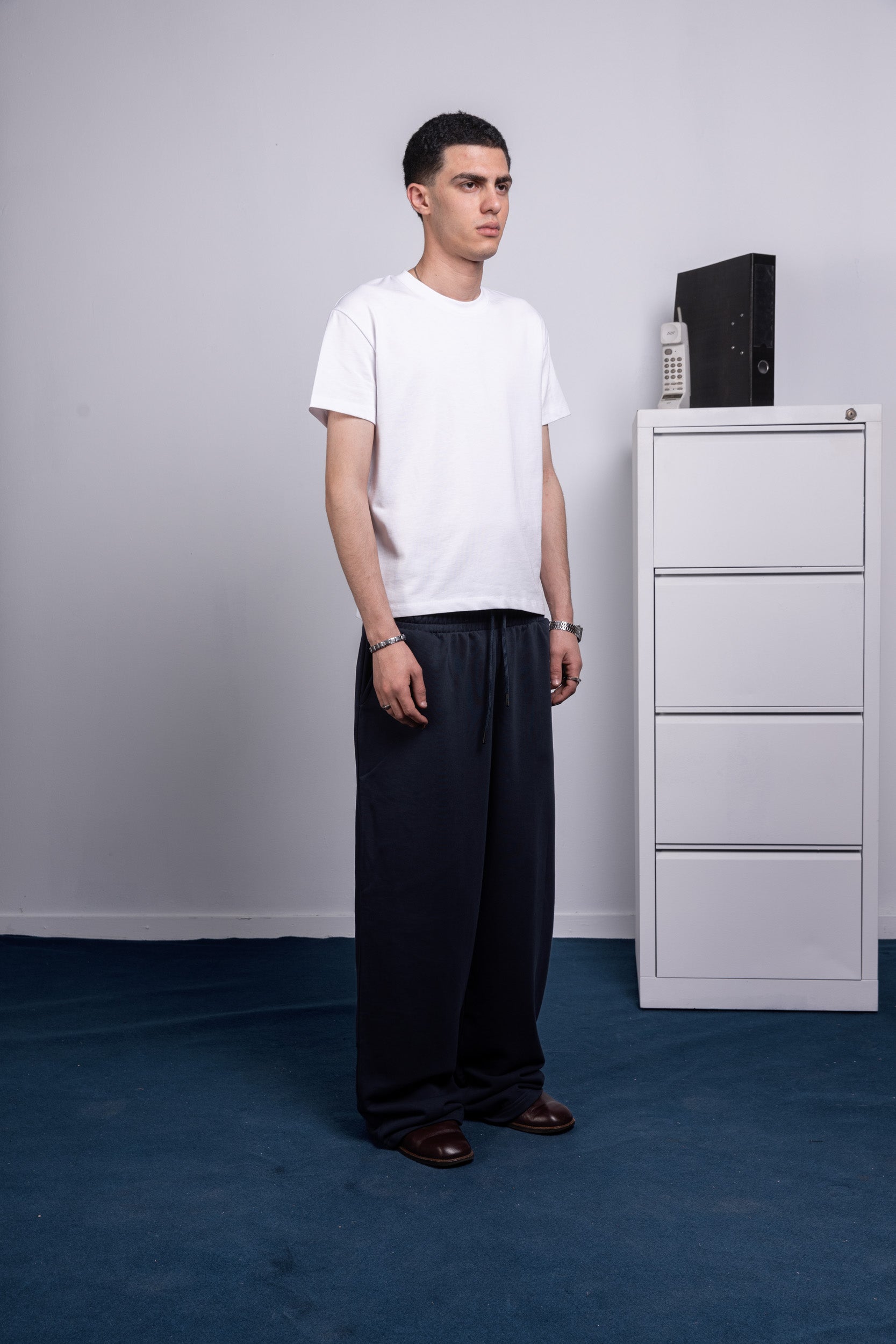 front [color : dark navy]
