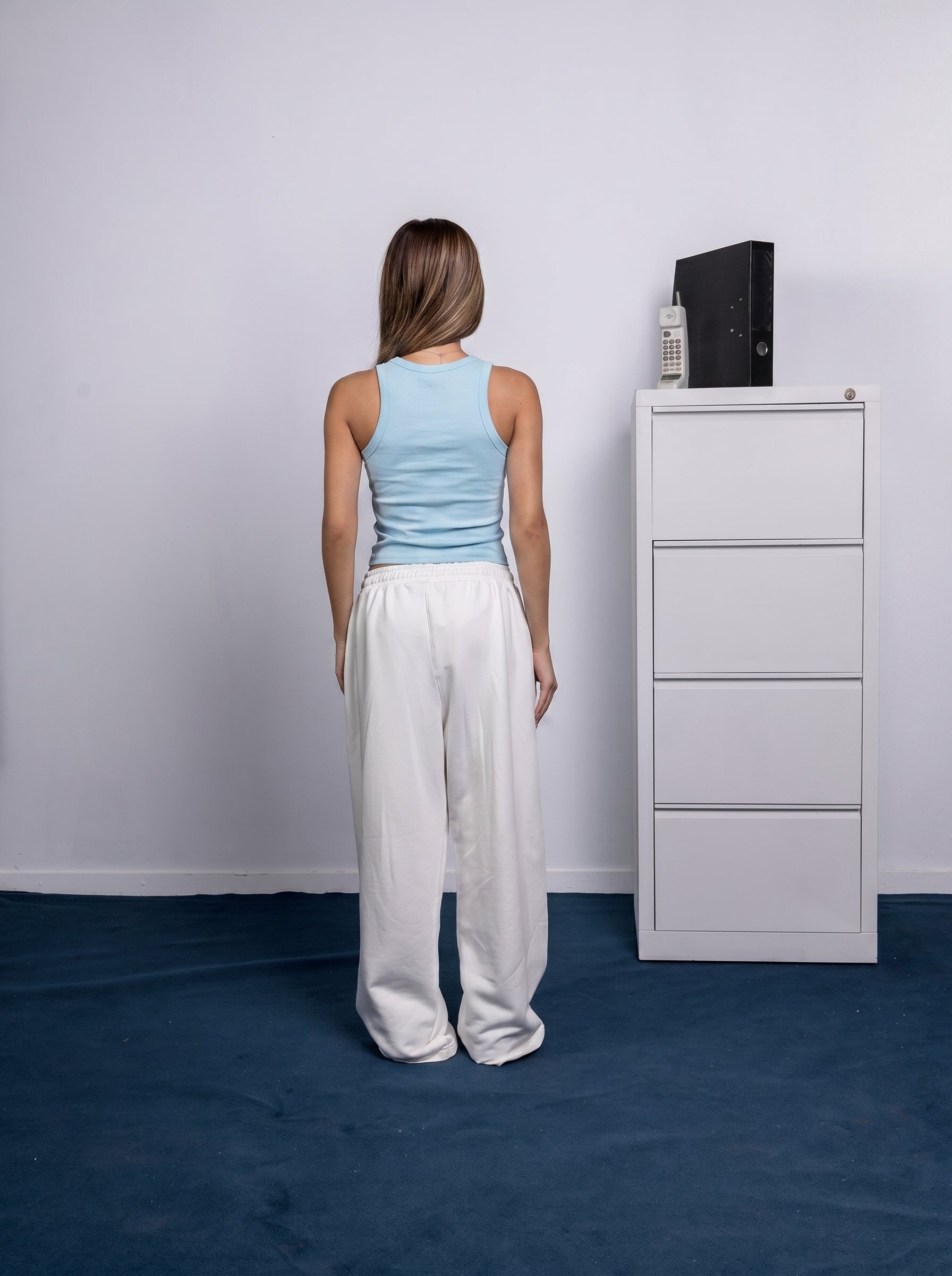 back [color : baby blue ]